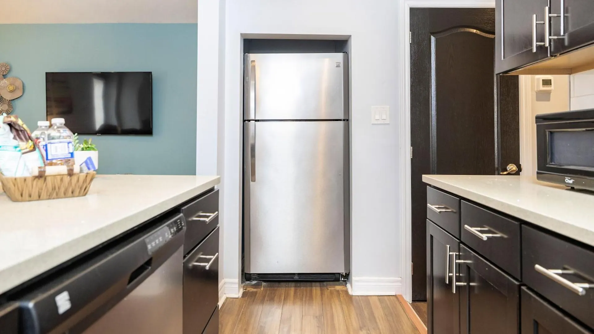Pet Friendly - 1Br Newly Renovated Apartment Ottawa